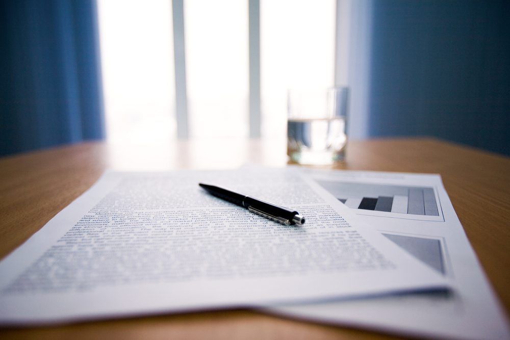 shutterstock_33748576_vertrag